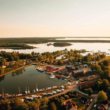Perssons I Backens Pensionat- Sjoetorps Vandrarhem & Rum Exterior photo